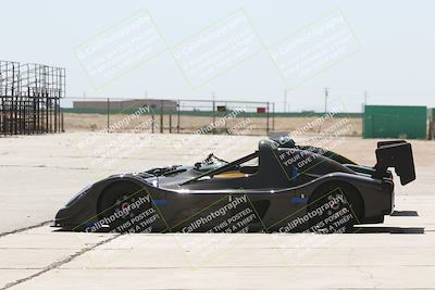 media/May-18-2022-Open Track Racing (Wed) [[f96b7d3cf4]]/Around the Pits/